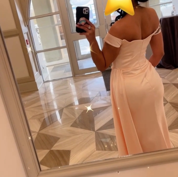 beautiful occasion pink long dress. - Picture 3 of 3